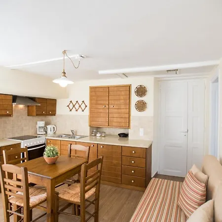 Mykonos Old Harbor Front With Balcony Tatil Evi Mykonos Town